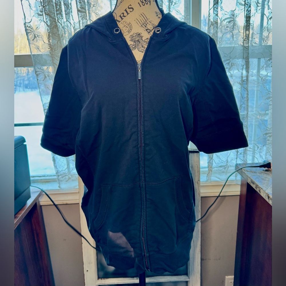 Reitmans Short Sleeved Hoodie.